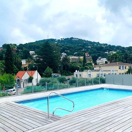 Bnb Renting 1 Bedroom Apartment In A Brand New Building With A Pool Cannes Exterior photo